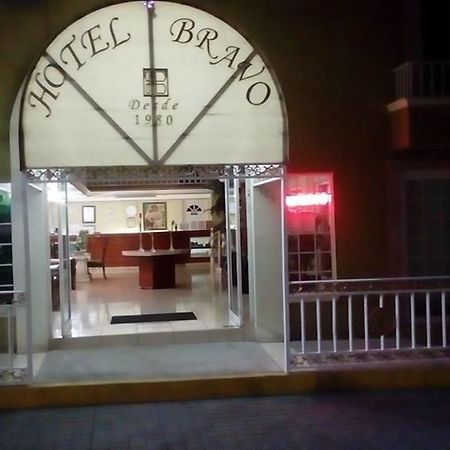 Hotel Bravo 特皮克 外观 照片