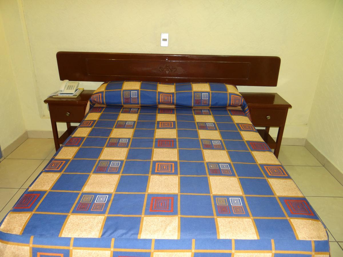 Hotel Bravo 特皮克 外观 照片
